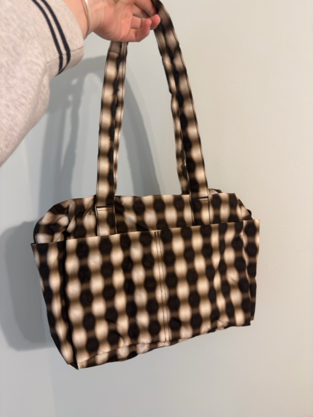 BAGGU BLURRED GINGHAM EVERYDAY CLOUD BAG